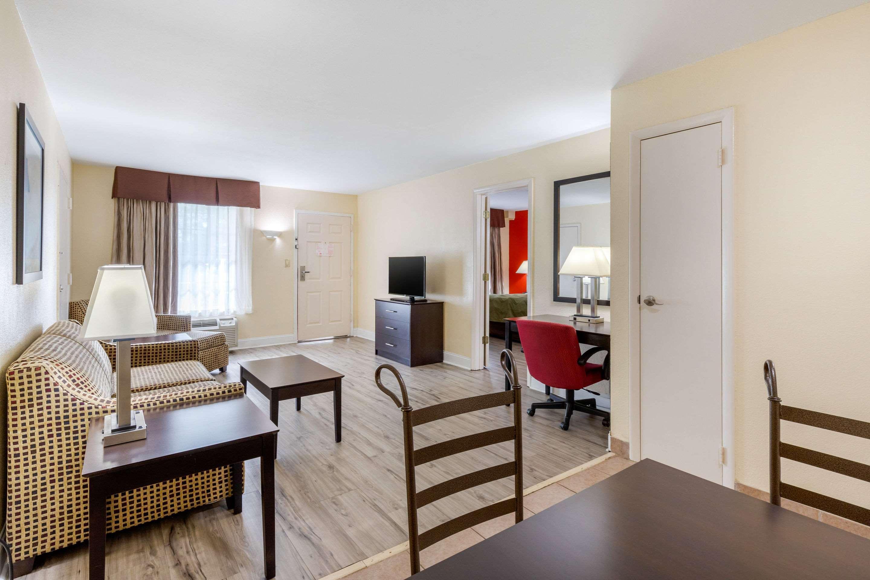 Quality Inn & Suites Lexington Exteriér fotografie