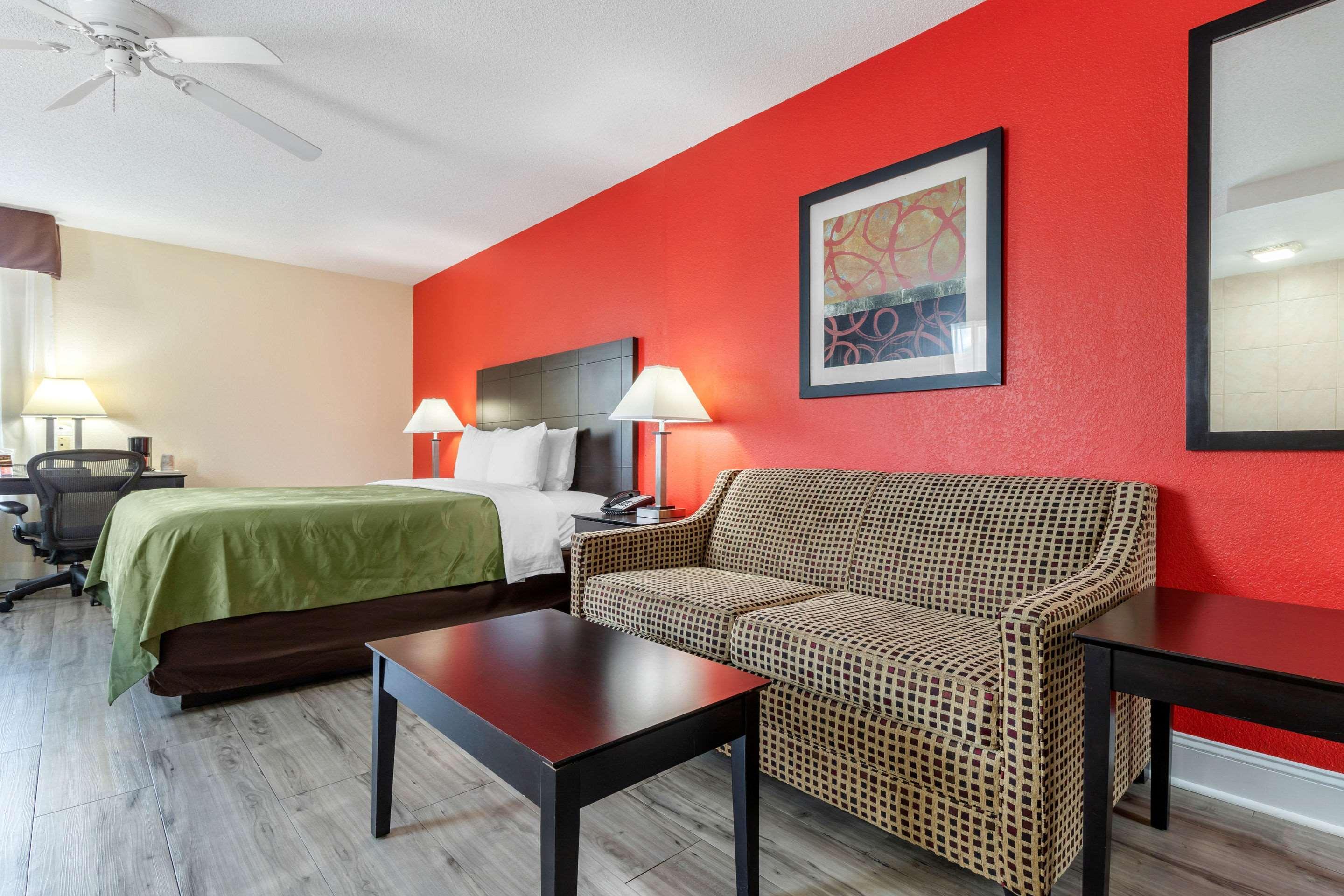 Quality Inn & Suites Lexington Exteriér fotografie