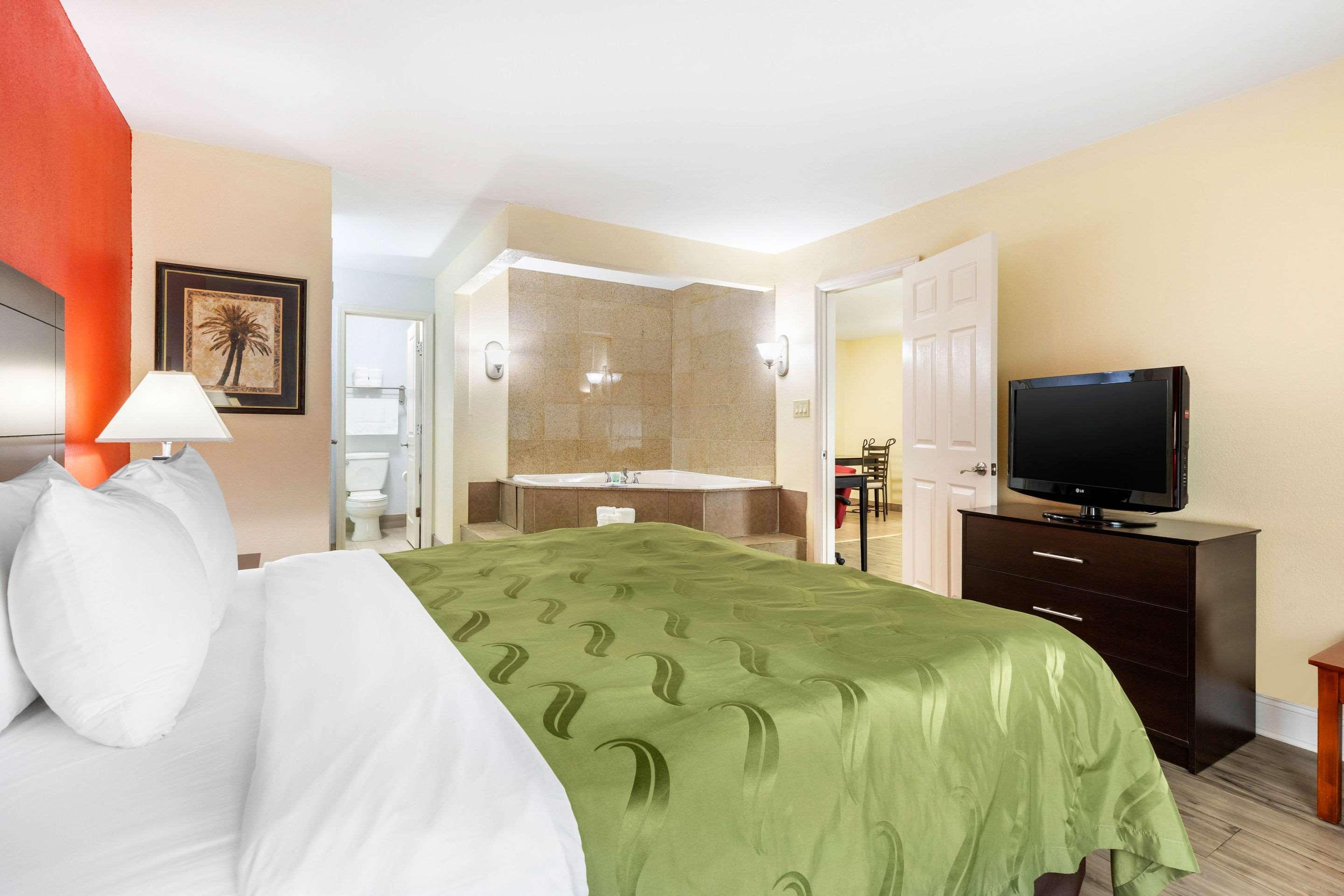 Quality Inn & Suites Lexington Exteriér fotografie